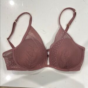 Elegant Lace Trim Bra in Mauve Victoria secret